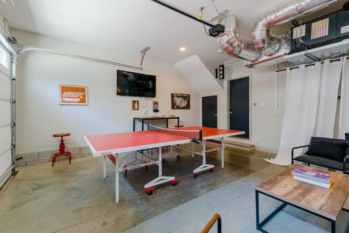 Carrie Underwood'S East Side Rooftop Game Room Nashville Exterior photo